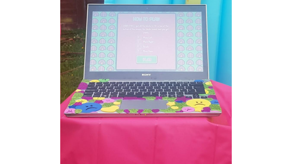 4- Laptop (Video Game) Detail