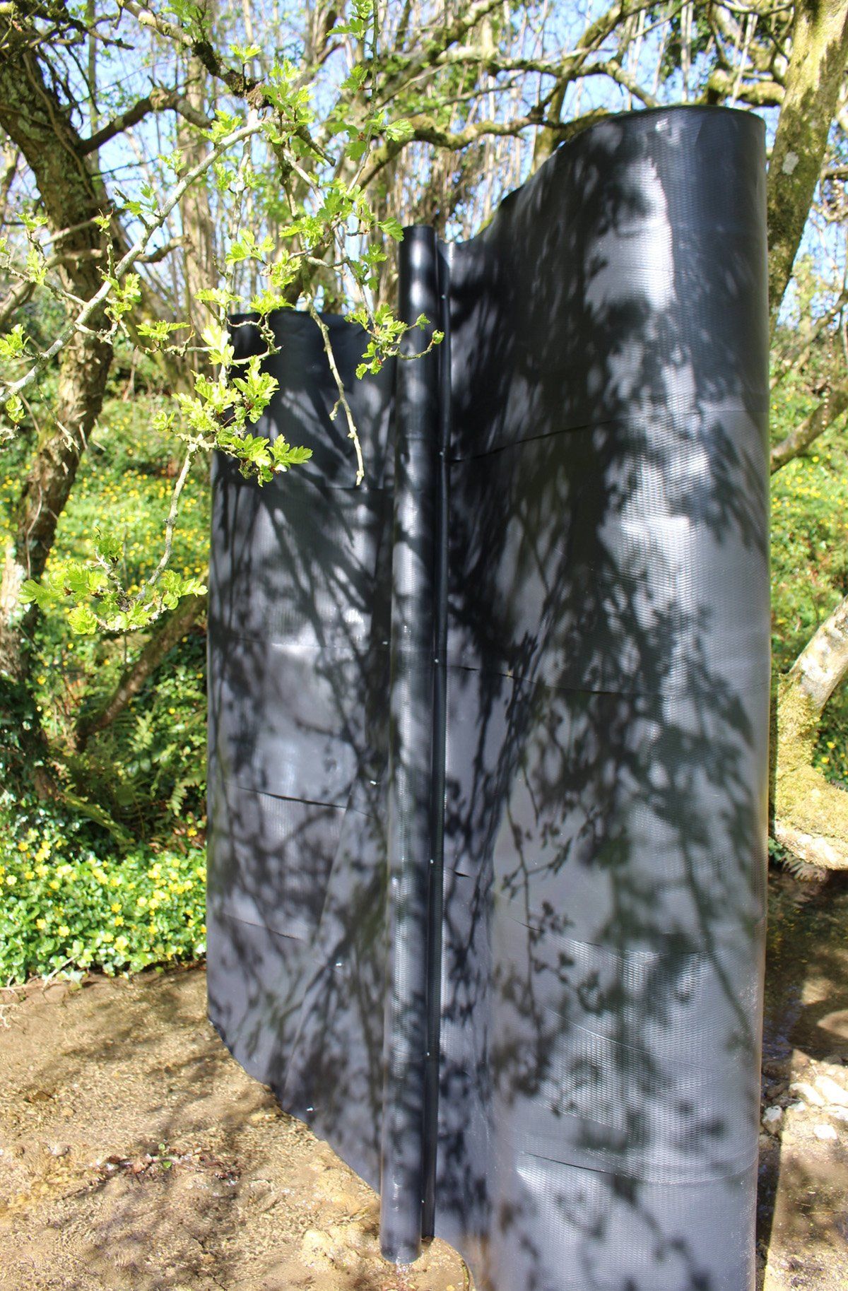 02: 1b. Barrier, 210 x 190 x 32 cm