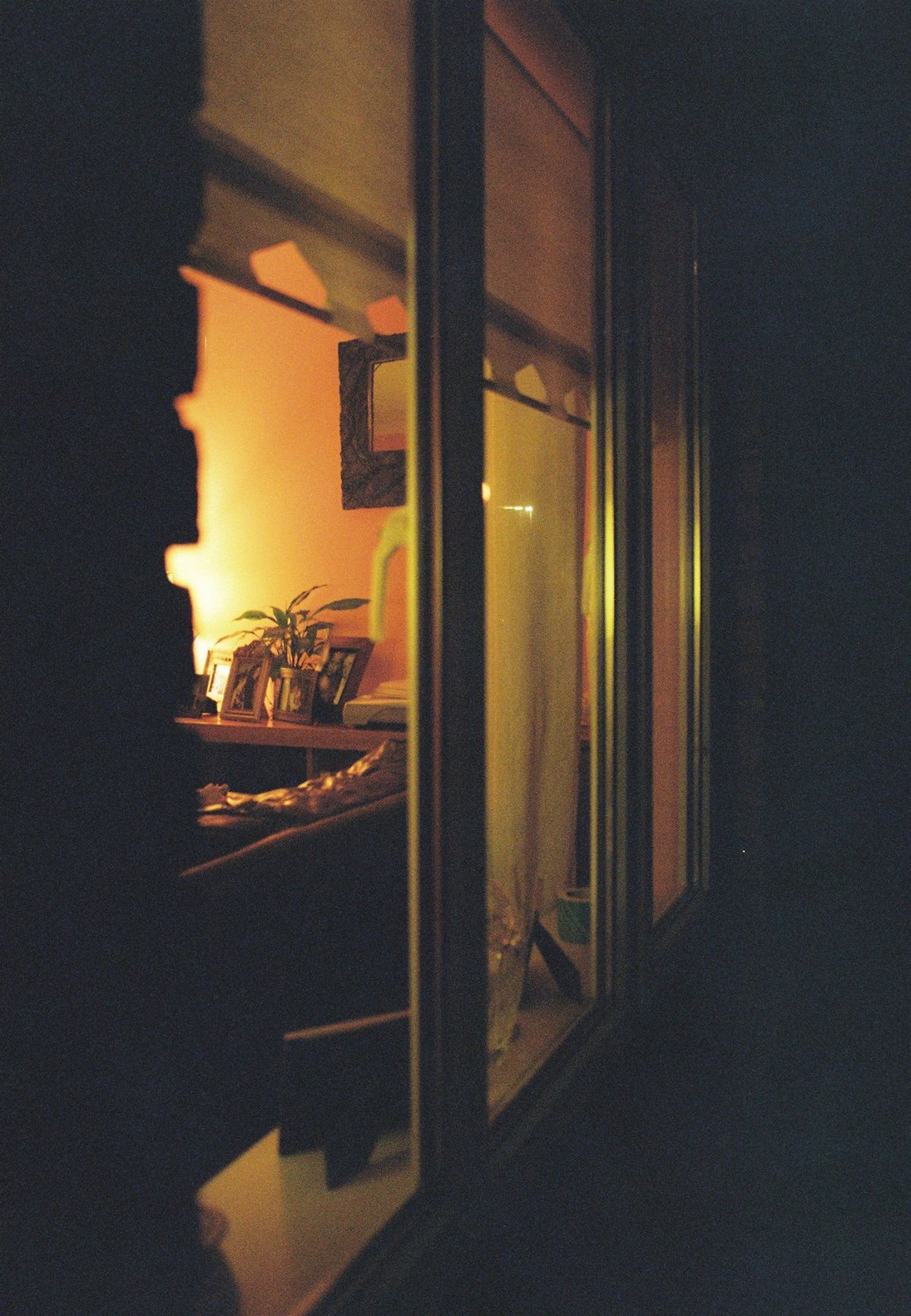 6-janetonra.jpg : Installation, 2019