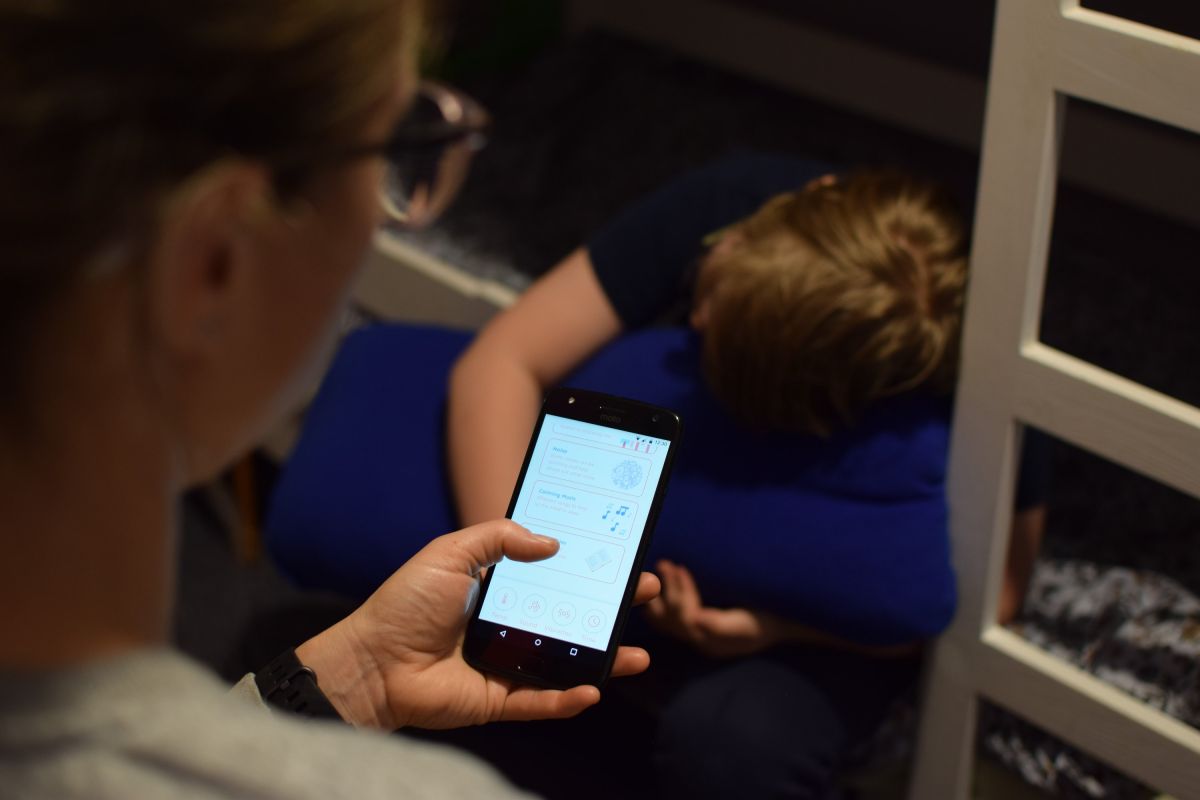 Child Using Device At Bedtime, Shape Exploration, Vesper Illustration, Final Vesper Prototype Close Up, Adjusting The Temperature, Vesper Parent App, Setting The Bedtime, Child Sleeping With Vesper Pillow, Adjusting The Vibration, Heroshot ------ [caption in the order named on the images]